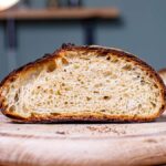 Kartoffelbrot aufgeschnitten frontal